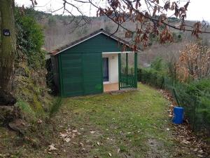 Vonkajšia záhrada v ubytovaní Camping La Douce Ardèche