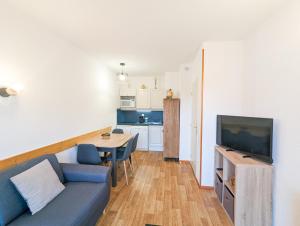 Kuchyňa alebo kuchynka v ubytovaní Appartement 2/4 pers, Résidence 4* Les Hauts de Valmeinier, Centre station