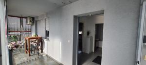Kuchyňa alebo kuchynka v ubytovaní Flexible SelfCheckIns 15 & 19 - Zagreb - Garage - Loggia - New - Apartments Repinc
