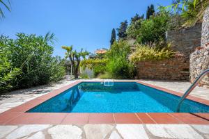 Bassein majutusasutuses Olea Skopelos villas with swimming pools & sea view või selle lähedal