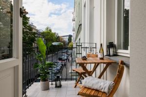 Balkon lub taras w obiekcie oompH Koszyki Luxurious Apartments