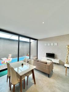 Χώρος καθιστικού στο Villa Andara