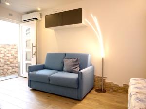 Χώρος καθιστικού στο LondonSuite - nuovissimo mini Appartamento