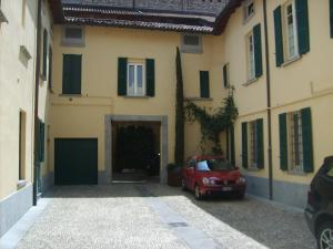 Gallery image of Le Tre Porte Como Vacanze in Como