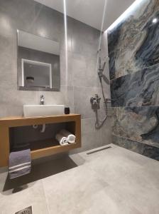 Kúpeľňa v ubytovaní Muoi Luxury Residences