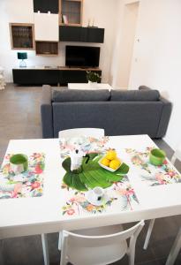 A seating area at Perla Vacanza