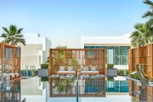 Uma varanda ou terraço em Private Pool Apt. Five Palm Jumeirah up to 6guest