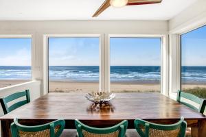 Gallery image of Sand Castle Villa in Rockaway Beach