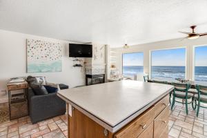 Gallery image of Sand Castle Villa in Rockaway Beach +47 photos