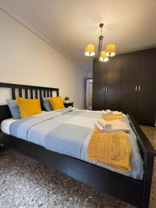 A bed or beds in a room at UIM Mediterraneo Claveles Wifi