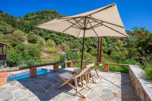 Bassein majutusasutuses Olea Skopelos villas with swimming pools & sea view või selle lähedal