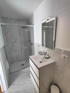 Kúpeľňa v ubytovaní Flavi Home B&B + 15 fotografií