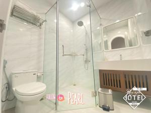 Koupelna v ubytování Riverside Mini Hotel Grand World Phu Quoc