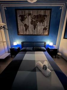 Tempat tidur dalam kamar di Light Home