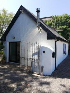 Gallery image of Sanctuary Lodge in Cork