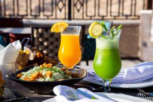 Напитки в Petra Moon Luxury Hotel