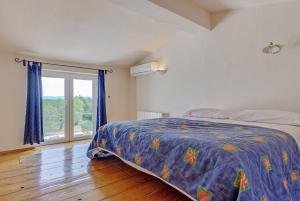 Posteľ alebo postele v izbe v ubytovaní Villa Arbora in Kavran (Haus für 10 Personen)