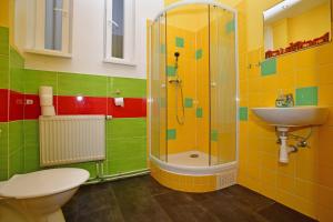 Koupelna v ubytování Benedikt City Center Hostel