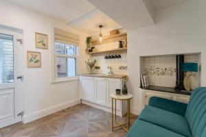 Kuchyň nebo kuchyňský kout v ubytování Number 31 Boutique Townhouse