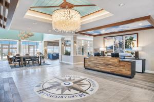 Compass by Margaritaville Medford的休息区