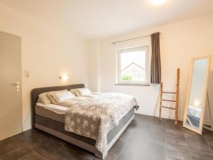 Posteľ alebo postele v izbe v ubytovaní Apartment in Bichlbach near Ski Slopes