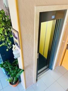 Fotografie z fotogalerie ubytování Hostal L'Anfora v destinaci Denia