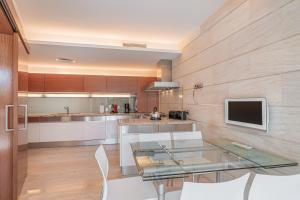 Η κουζίνα ή μικρή κουζίνα στο Villa Agusmar