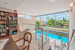 Πισίνα στο ή κοντά στο Villa Agusmar