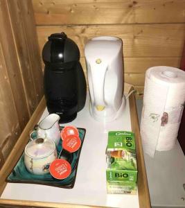 Kavos ir arbatos ruošimo rinkinys apgyvendinimo įstaigoje Chalet indépendant
