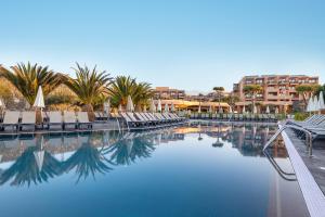 Piscina di Barceló Tenerife o nelle vicinanze