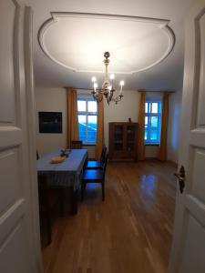Zdjęcie z galerii obiektu Appartements Donaublick w Linzu