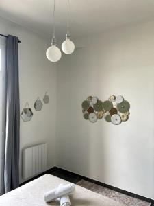 Posteľ alebo postele v izbe v ubytovaní Le triomphe logement central, 8 pax 3 chambres