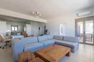 Posedenie v ubytovaní Achilleas Luxury Suite with pool