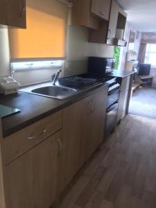 Dapur atau dapur kecil di Summer plot 8 +4 gambar