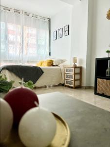 Posedenie v ubytovaní PRECIOSO ESTUDIO CON PISCINA, JUNTO A LA PLAYA
