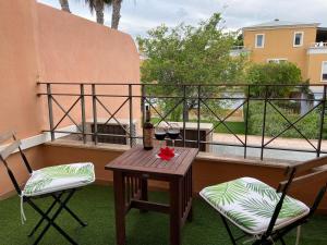 Zdjęcie z galerii obiektu Villa Playa San Juan Alicante w mieście Santa Faz