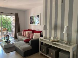 Zdjęcie z galerii obiektu Villa Playa San Juan Alicante w mieście Santa Faz