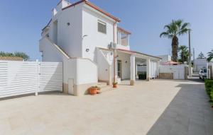 The building in which Az apartmant is located