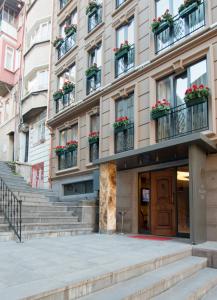 Budova, kde se aparthotel nachází