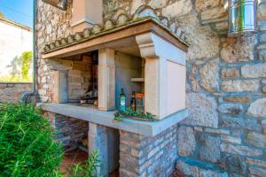 Fotografie z fotogalerie ubytování Beautiful stone house in Porec v destinaci Kukci