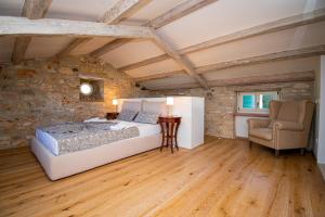 Fotografie z fotogalerie ubytování Beautiful stone house in Porec v destinaci Kukci