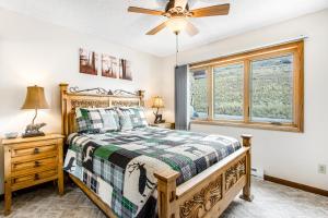 Кровать или кровати в номере Mountain Vista Retreat