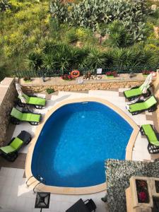 Afbeelding uit fotogalerij van SUNRISE VIEW VILLA in Qala