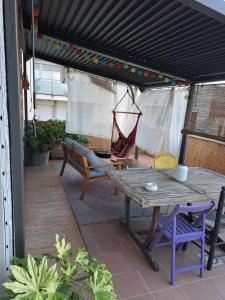 Balkón alebo terasa v ubytovaní La terrasseta