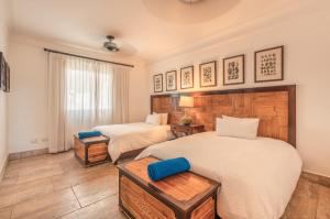 Postel nebo postele na pokoji v ubytování Glamorous w Jacuzzi Balcones del Atlntico