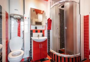 Koupelna v ubytování Spacious Loft with one bedroom and a big terrace + 18 fotografií