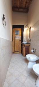 Ένα μπάνιο στο Casa María