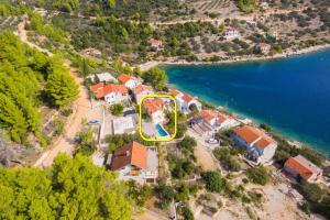 Φυσικό τοπίο κοντά σε αυτή η παραθεριστική κατοικία