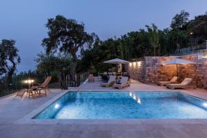 Bazén v ubytování Nisos Villas Corfu nebo v jeho okolí