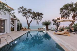 Bazén v ubytování Nisos Villas Corfu nebo v jeho okolí